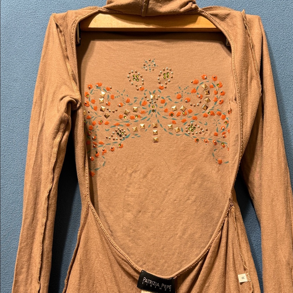 Patrizia Pepe Open Back Long-Sleeve Turtleneck Top in Brow withEmbellished Front - Picture 15 of 16